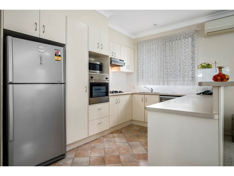 203/530 Bridge Street, Wilsonton QLD 4350