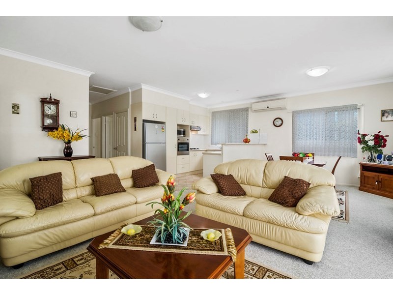 203/530 Bridge Street, Wilsonton QLD 4350