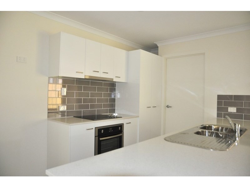 13/44 Andersson Court, Highfields QLD 4352