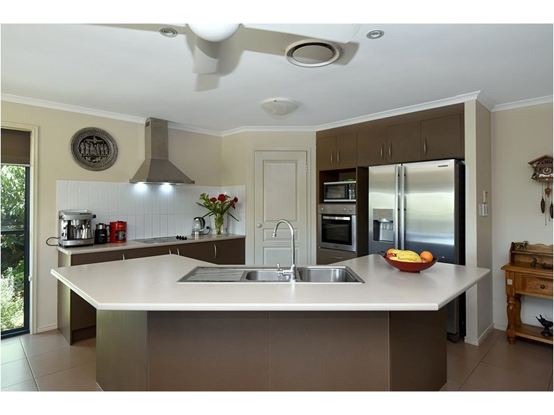 14 Manooka Crescent, Highfields QLD 4352