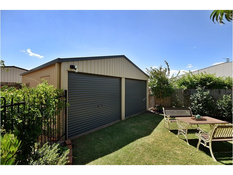 14 Manooka Crescent, Highfields QLD 4352