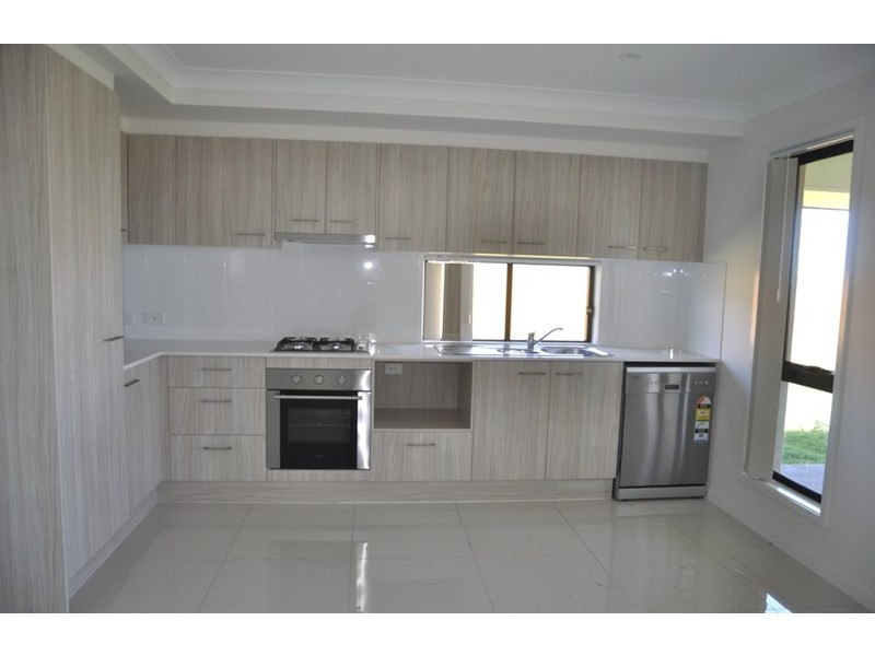 1/14 Kensei Street, Wyreema QLD 4352