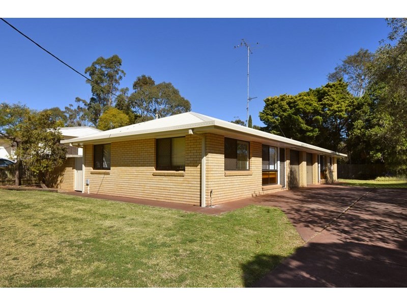 9 Norman Street, South Toowoomba QLD 4350