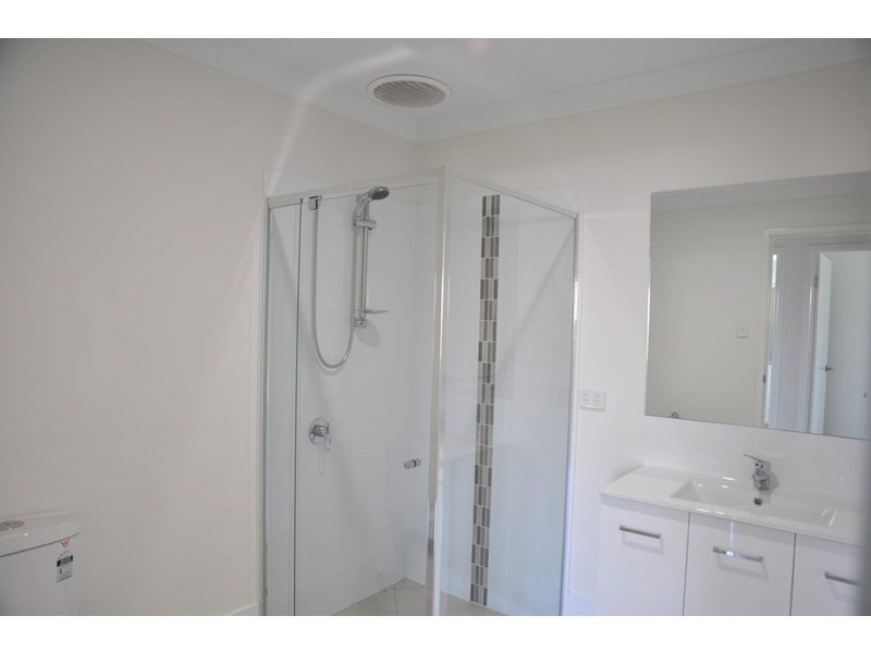 2/14 Kensei Street, Wyreema QLD 4352