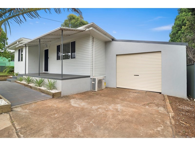 11 Dalgleish Street, South Toowoomba QLD 4350