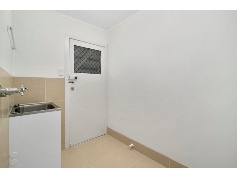 11 Dalgleish Street, South Toowoomba QLD 4350