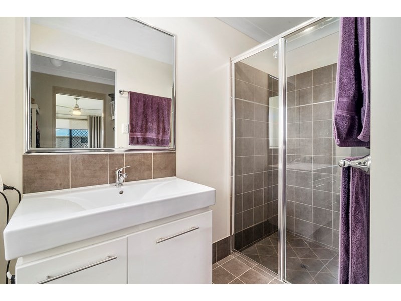 1 Corella Street, Meringandan West QLD 4352