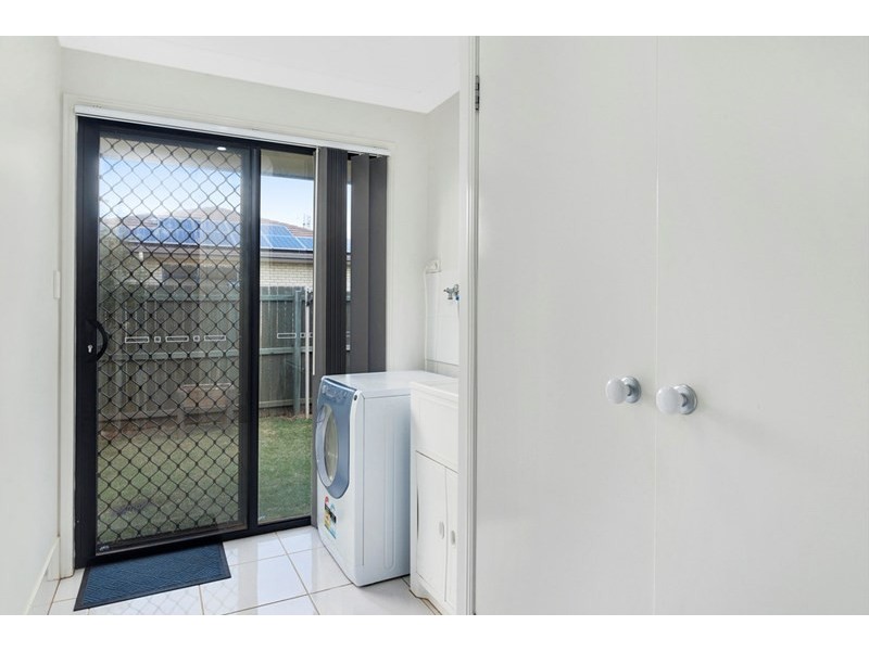 7 Minack Court, Kleinton QLD 4352