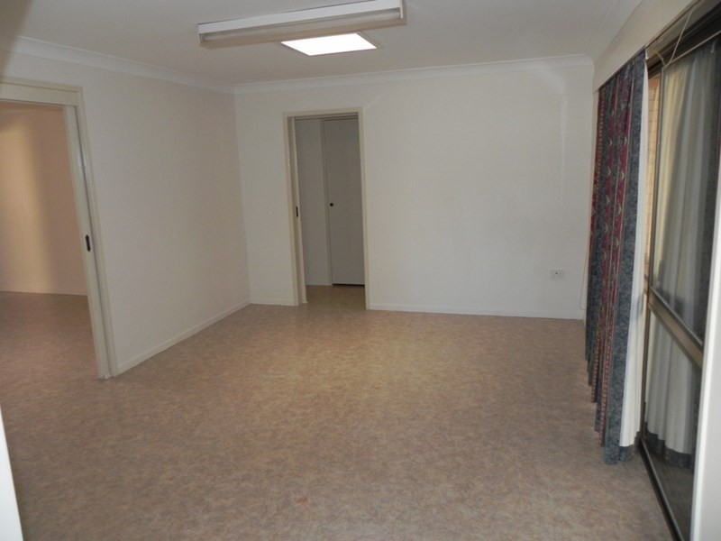 7 Westbrook Street, Newtown QLD 4350