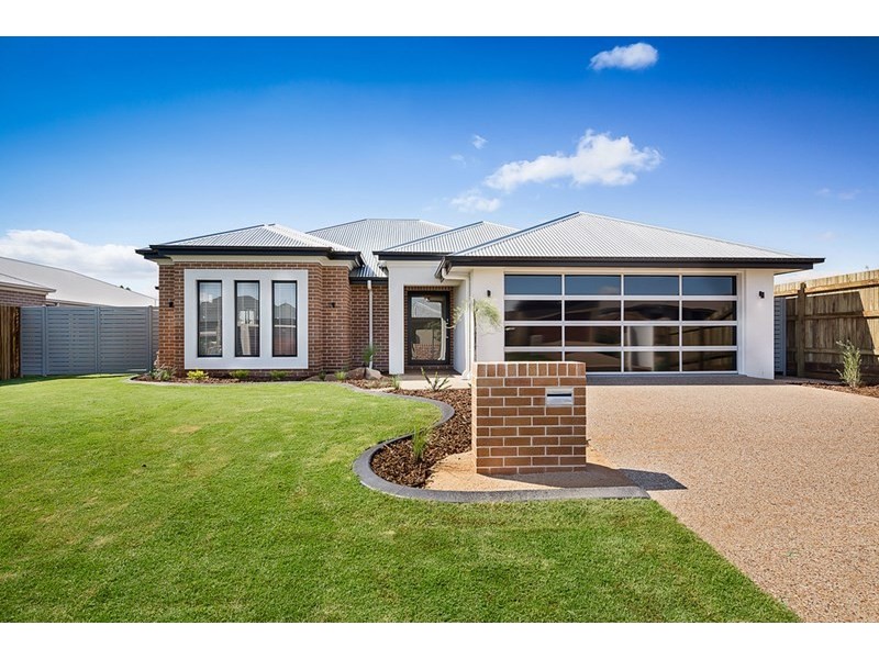 47 Calypso Crescent, Middle Ridge QLD 4350