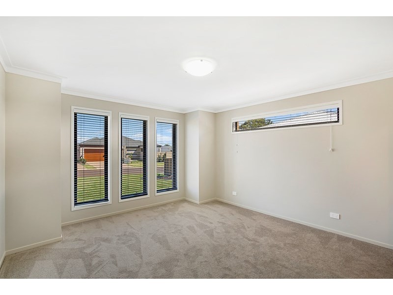 47 Calypso Crescent, Middle Ridge QLD 4350