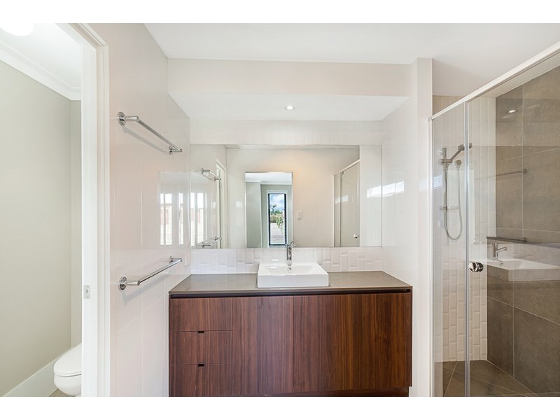 47 Calypso Crescent, Middle Ridge QLD 4350