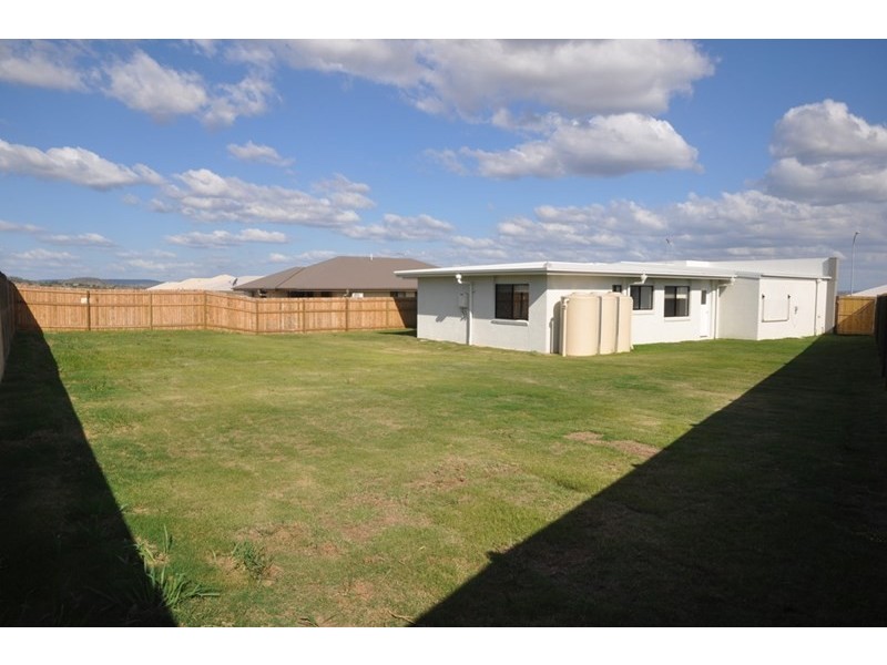 9 Arwon Street, Wyreema QLD 4352