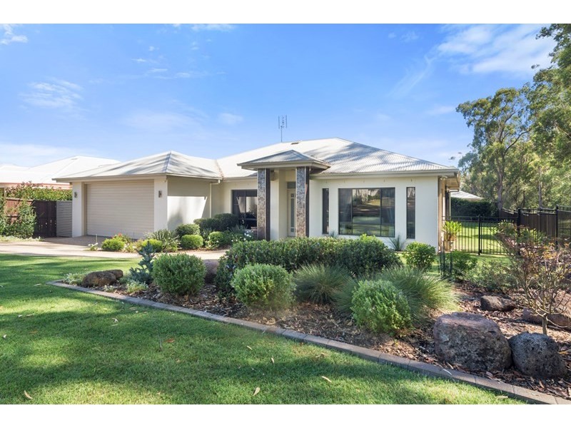 9 Thorley Court, Middle Ridge QLD 4350