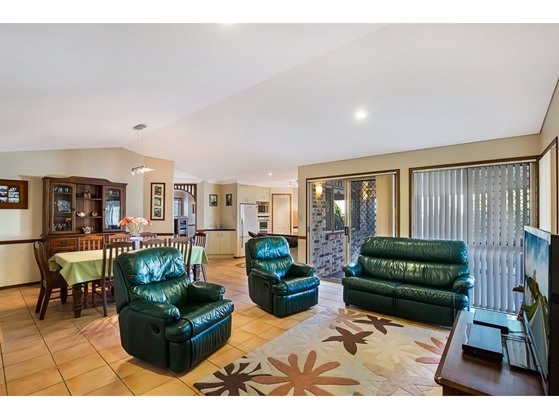 14 Gerrard Street, Middle Ridge QLD 4350