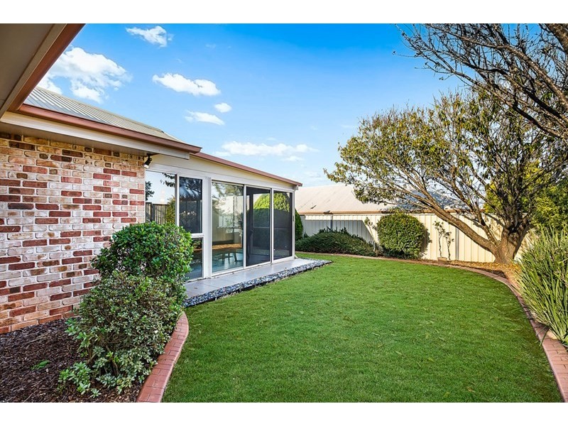 14 Gerrard Street, Middle Ridge QLD 4350