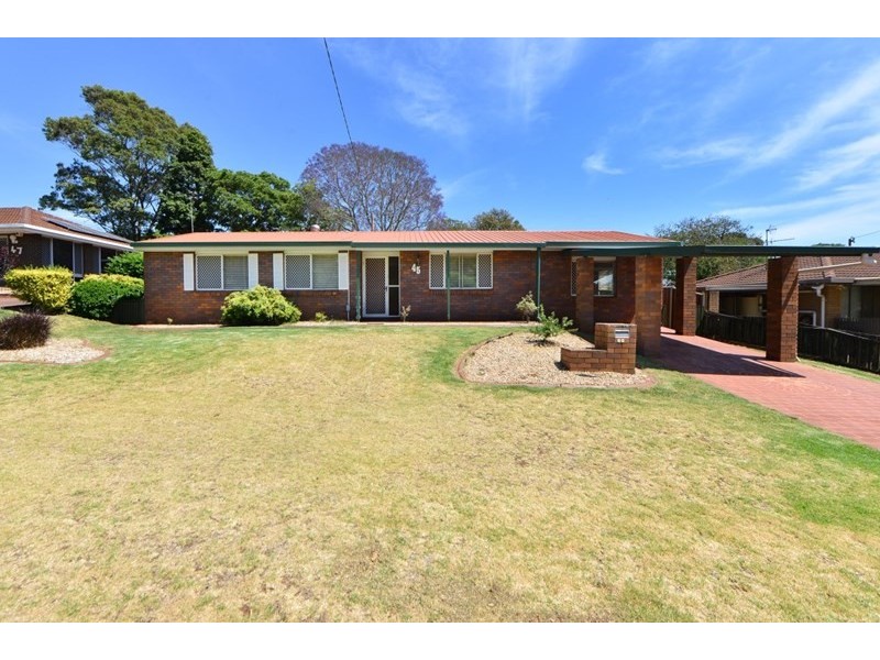 45 Wine Drive, Wilsonton Heights QLD 4350