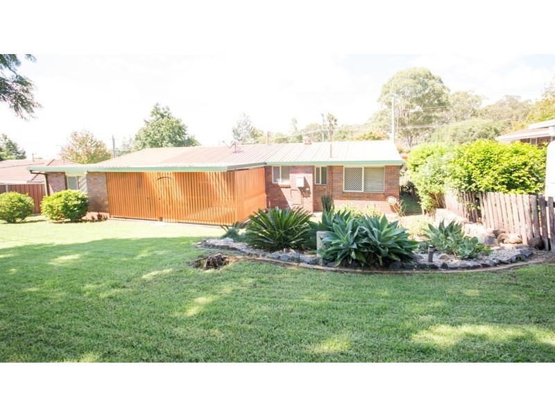 45 Wine Drive, Wilsonton Heights QLD 4350