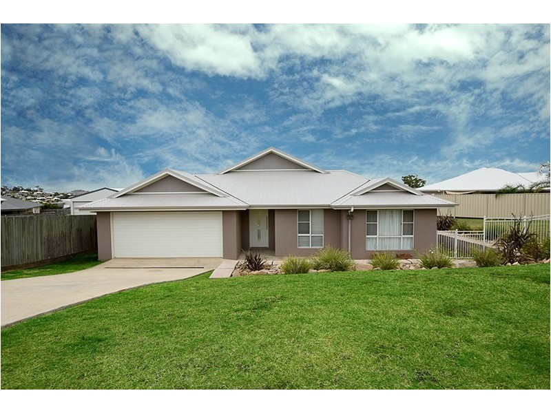 12 Pelling Court, Westbrook QLD 4350