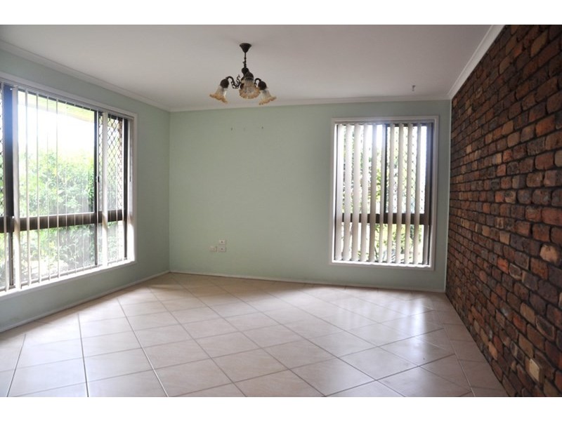 2 Matthews Street, Harristown QLD 4350