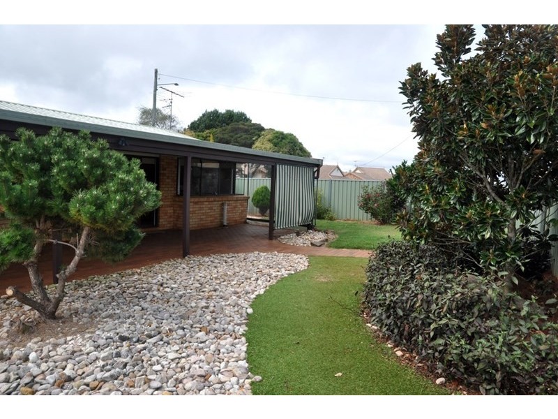2 Matthews Street, Harristown QLD 4350