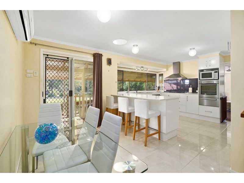 8 Gladswood Drive, Highfields QLD 4352