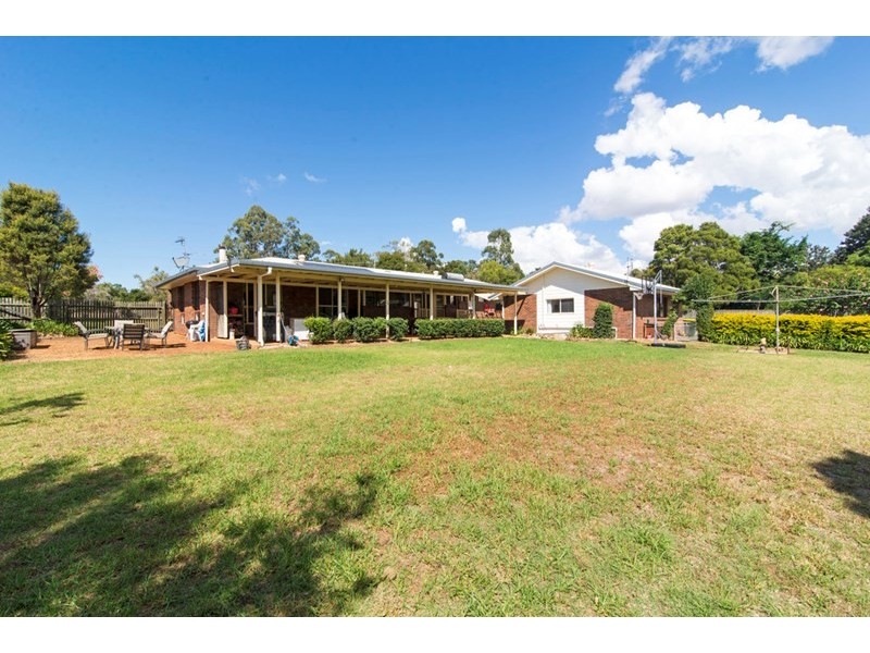 8 Gladswood Drive, Highfields QLD 4352