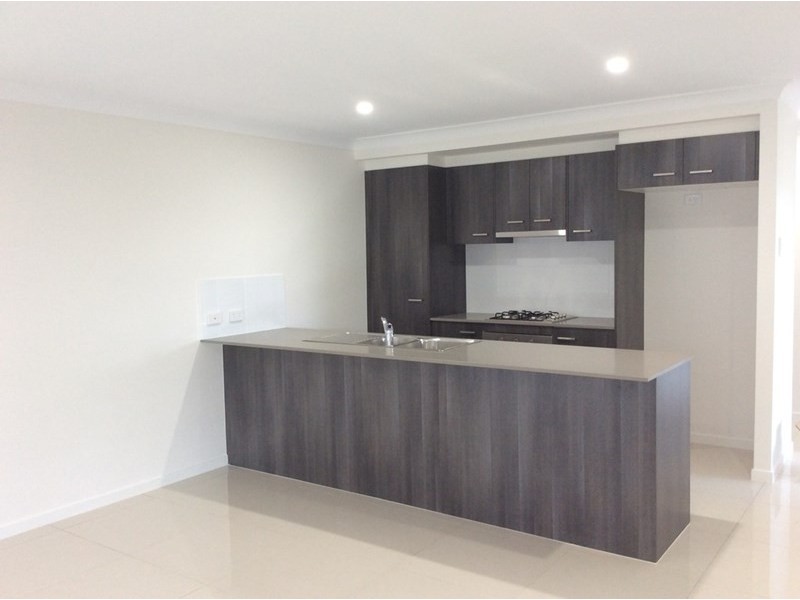 2/36 Tarcoola Street, Wyreema QLD 4352