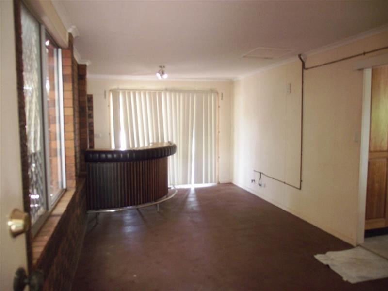 4 Reithmuller Street, Kearneys Spring QLD 4350