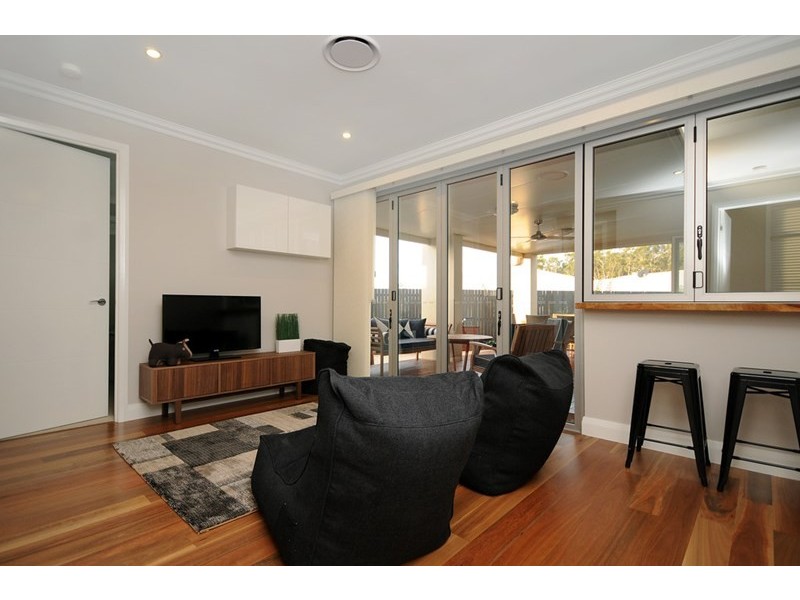 16 Thorley Court, Middle Ridge QLD 4350