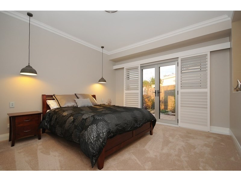 16 Thorley Court, Middle Ridge QLD 4350