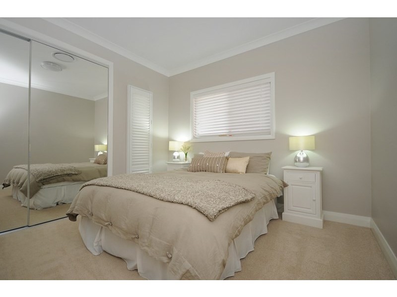 16 Thorley Court, Middle Ridge QLD 4350