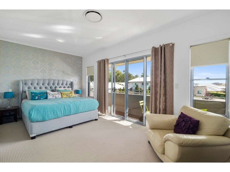 66 Wood Drive, Middle Ridge QLD 4350