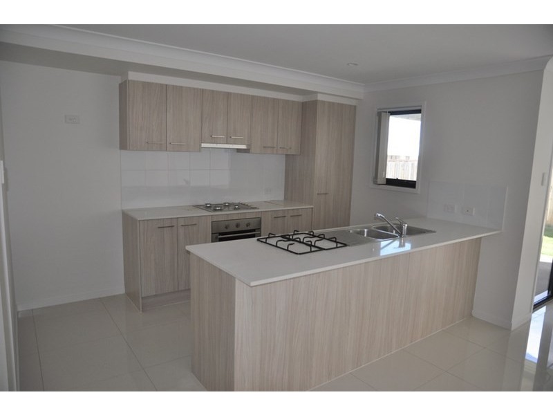 32 Tarcoola Street, Wyreema QLD 4352