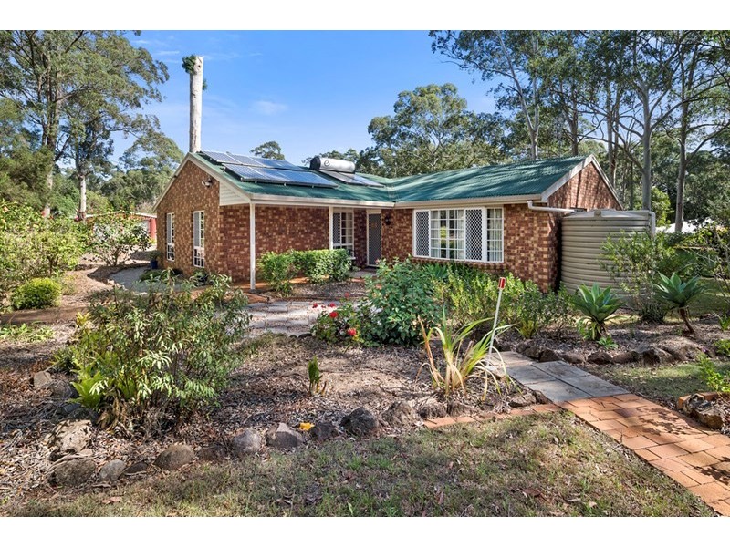 11 Benn Court, Highfields QLD 4352