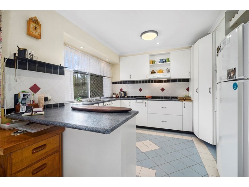 11 Benn Court, Highfields QLD 4352