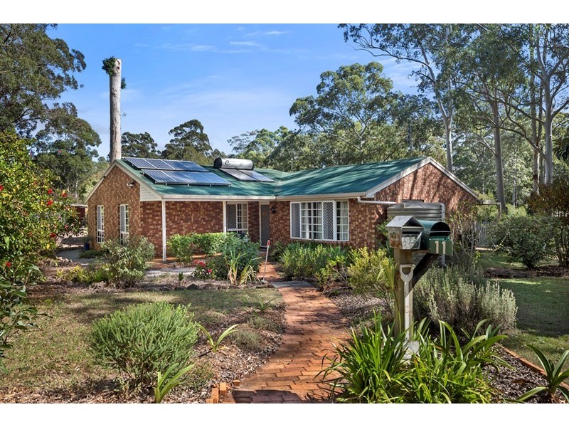 11 Benn Court, Highfields QLD 4352
