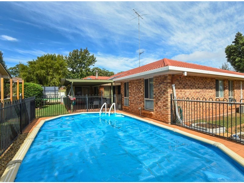 13 Belah Street, Rangeville QLD 4350