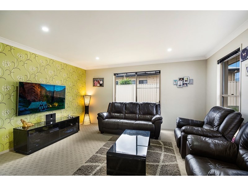 36 Elizabeth Street, Westbrook QLD 4350