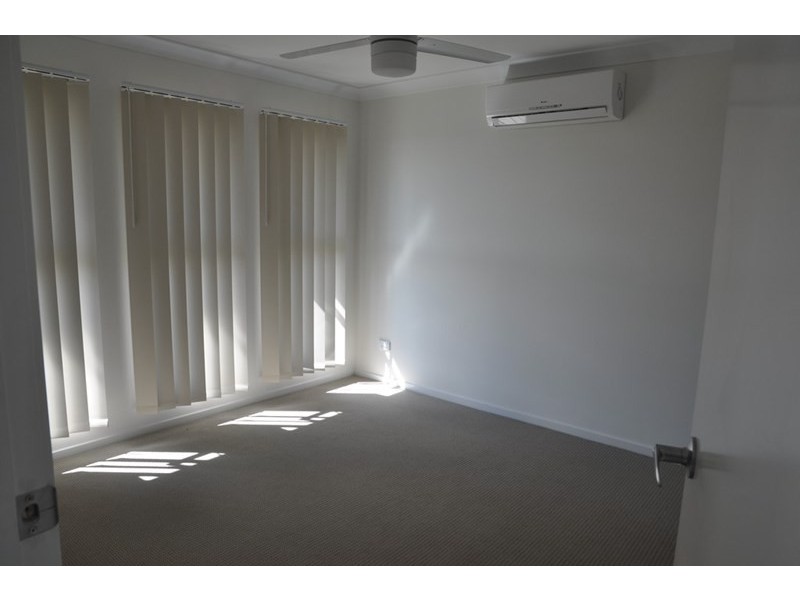 18 Mia Street, Wyreema QLD 4352