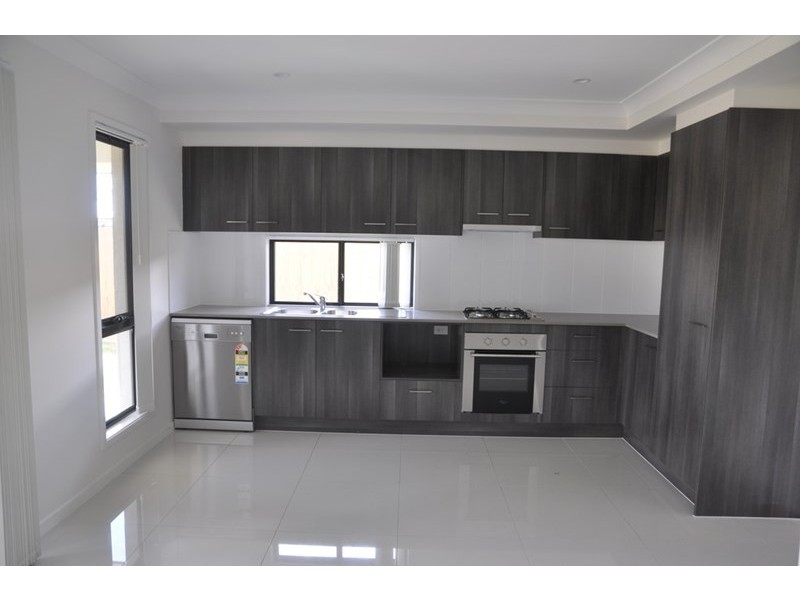 2/1 Arwon Street, Wyreema QLD 4352