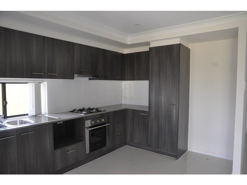 2/1 Arwon Street, Wyreema QLD 4352