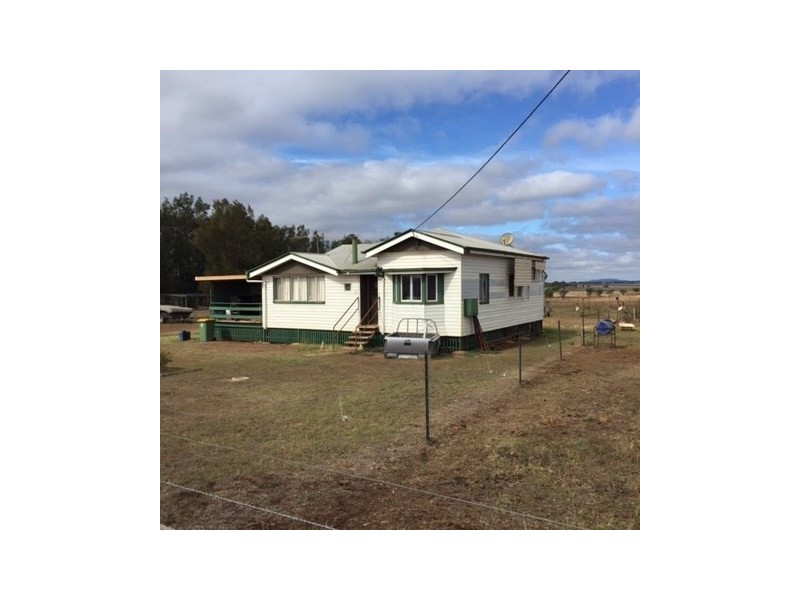 99 Bunkers School Road, Westbrook QLD 4350