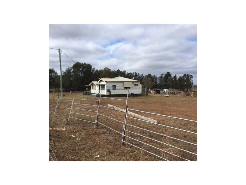 99 Bunkers School Road, Westbrook QLD 4350