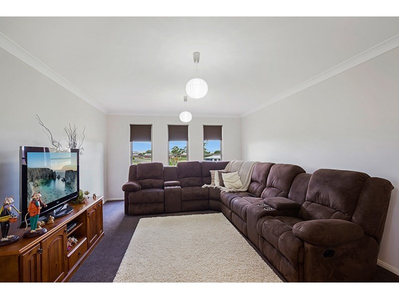 4 Sherlock Close, Preston QLD 4352