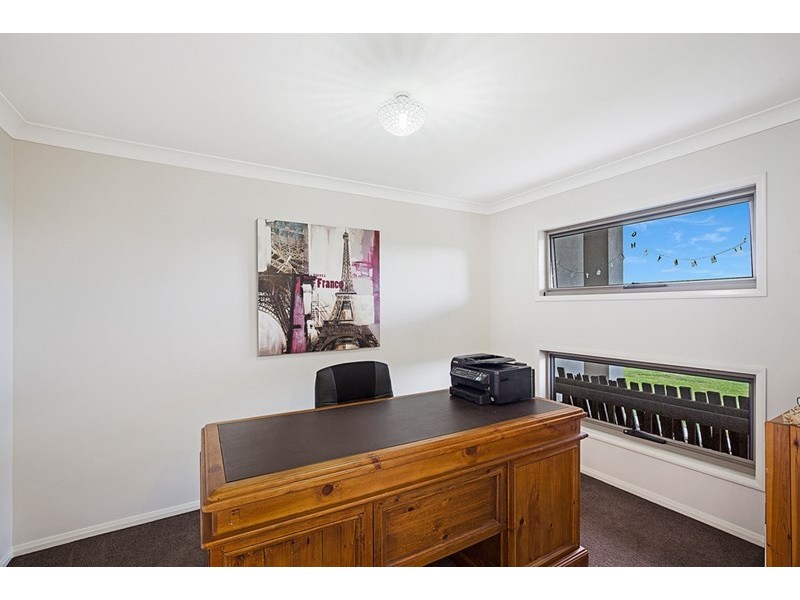 4 Sherlock Close, Preston QLD 4352