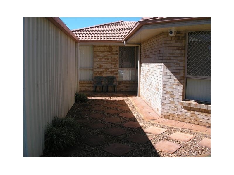 32 Holberton Street, Rockville QLD 4350