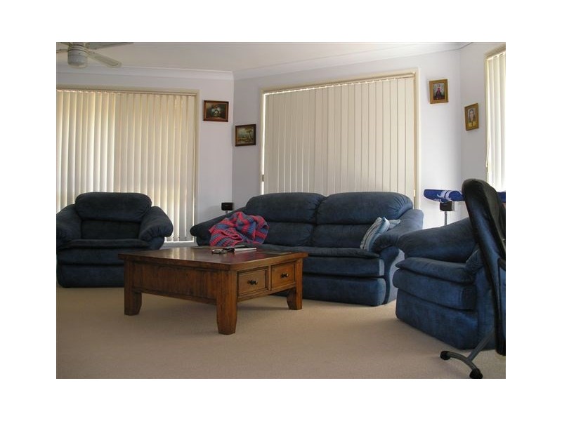 32 Holberton Street, Rockville QLD 4350