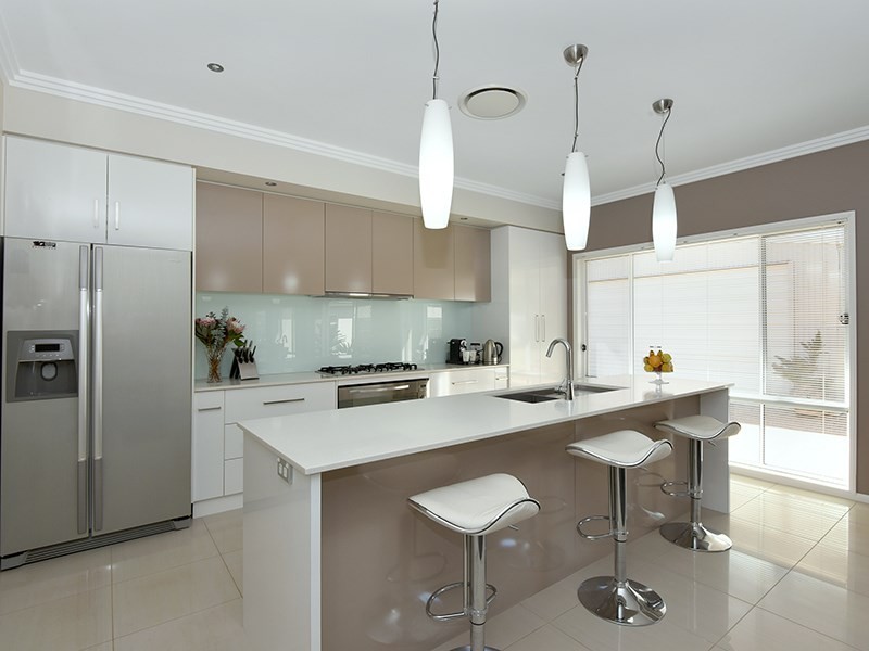 33 Nioka Drive, Highfields QLD 4352