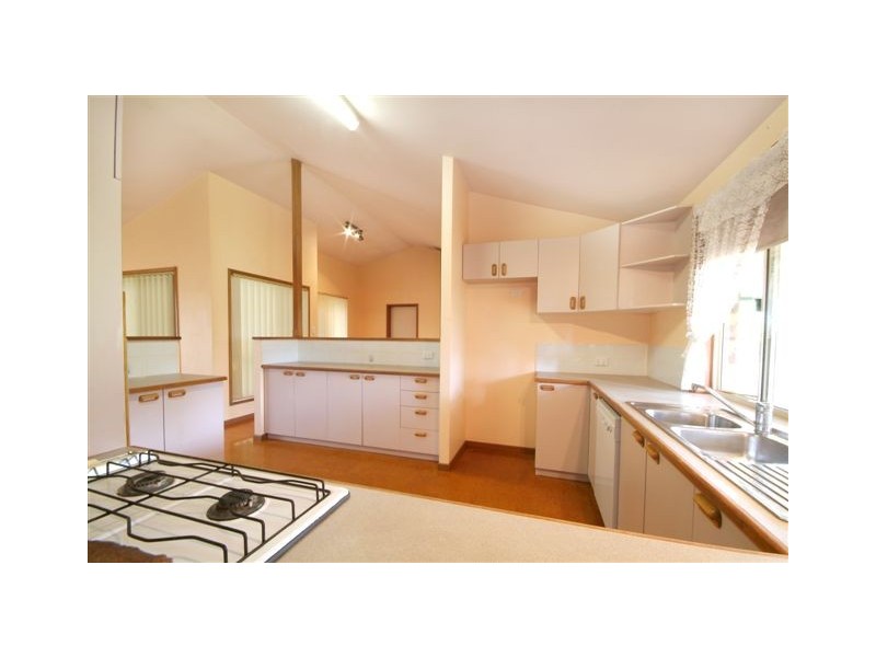 3 Castille Court, Highfields QLD 4352